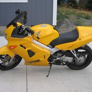 2000 Honda VFR 800