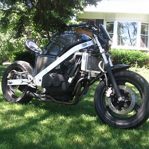 1986 vfr 700f custom streetfighter