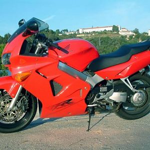SEXY VFR, near Mondego River, in Coimbra