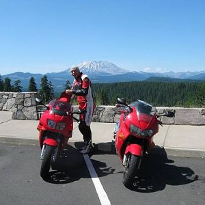 day_4_jay_getting_in_bag_with_st_helens_behind