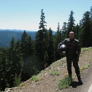 day_4_reg_on_overlook_with_mt_hood_in_back
