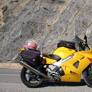 1999 Yellow VFR800