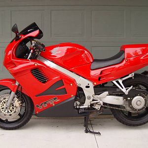 '96 VFR750