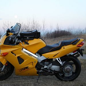 1999 Yellow VFR800 Fish Creek Calgary Alberta
