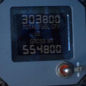 Fuel & Gross Weight Indicator