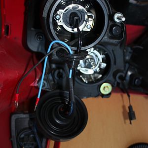 HID connectors