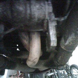 87 VFR700 F2 rear exhaust header layout