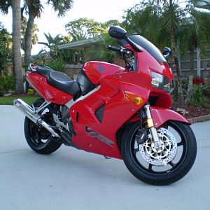ONE OF THE BEST LOOKING BIKES EVER BUILT