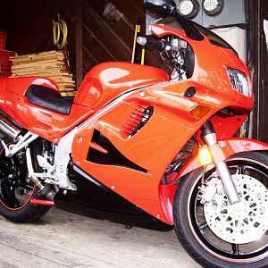 1995 VFR750 taken 3/28/09