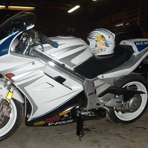 2009 paint and mods