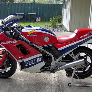 1985 VF1000R