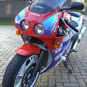 VFR400R  NC30