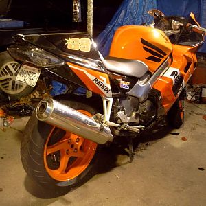 VFR Repsol Edition