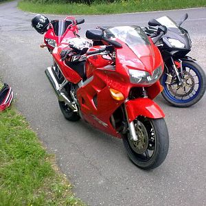 Suzuki sv, aprilia rs 125, and my vfr 800