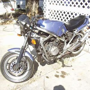 1985(?) VF700F