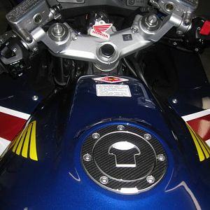 carbon_gas_cap