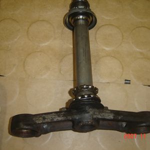CBR600f2_lower_triples_and_steering_stem