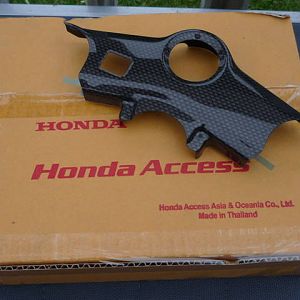 fitting a  CF Fork top cover to the 6th Gen