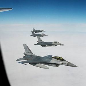 A-A shots from a KDC-10 above Canada