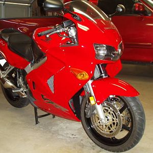 01 VFR. The last of the geared cams......