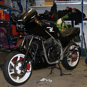 P4258233_640x480_