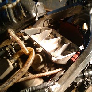 86 VFR-750F racebike project rebuild