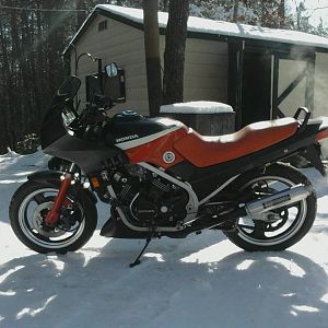 New wheels and exhaust in the snow 2