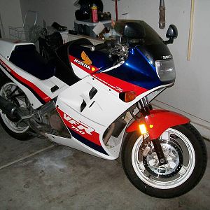 Pics of my '86 750f