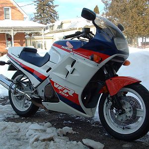1986vfr750_010