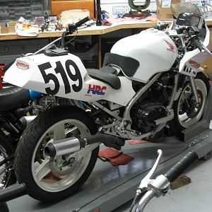 VF500 Race - Shop