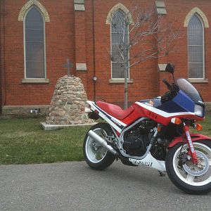 VF500 F2