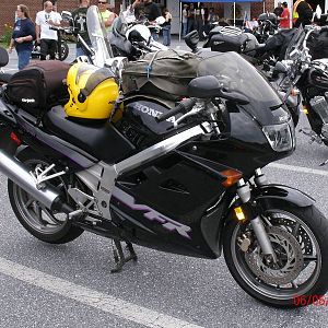 Packed up and ready to go! Nice! Belong to anyone here?