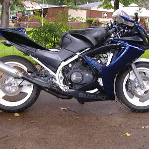 85 vf500r w/ gsxr fairings