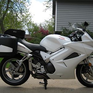 2006 Honda VFR800 - Pearl White