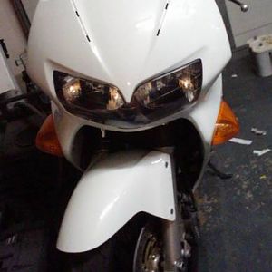 1998 VFR New paint job FRONT