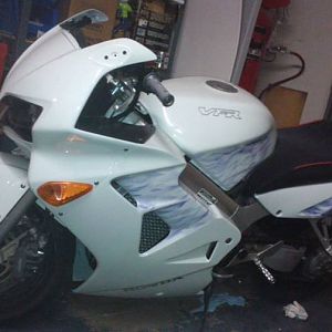 1998 VFR New paint job Front1