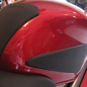 ST1300 Tank Pads on the 07 VFR