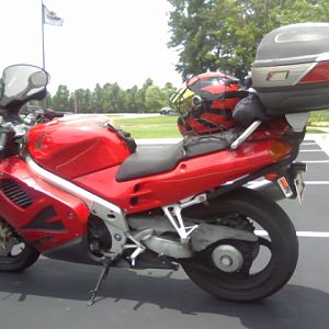 97_VFR750F_Left_Side
