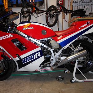 Repairs on VF1000R