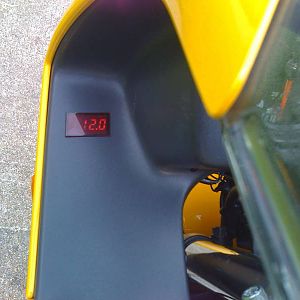 Voltmeter