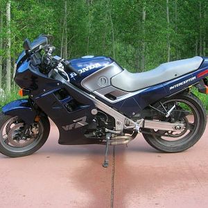 1987 VFR 700 Interceptor