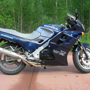 1987 VFR 700 Interceptor