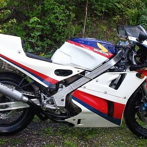 86 VFR750F