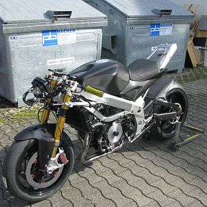9_9_8_no_fairing