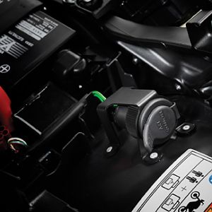 10_VFR1200F_Acc_12VSocket_lr