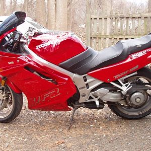 1990 VFR 750