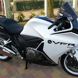 VFR 1200 F