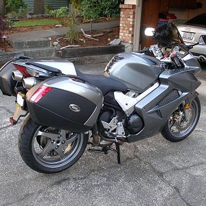 2008 VFR800 3