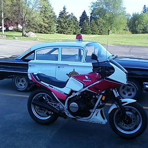 84 VF 700F