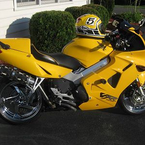 Rydah's 2000 VFR Interceptor